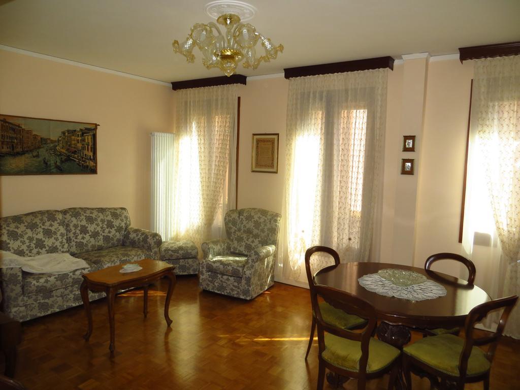 Asteria Venetian Suite Phòng bức ảnh